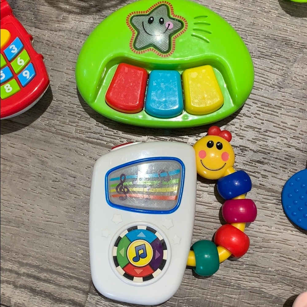 Infant Baby Toy, Rattles, Teethers, etc. Bundle - Picture 8 of 8